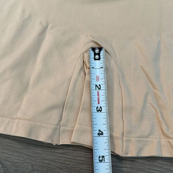 Belly‎ Bandit Nude Maternity Support Mid Thigh Shorts Size Medium - Picture 8 of 10